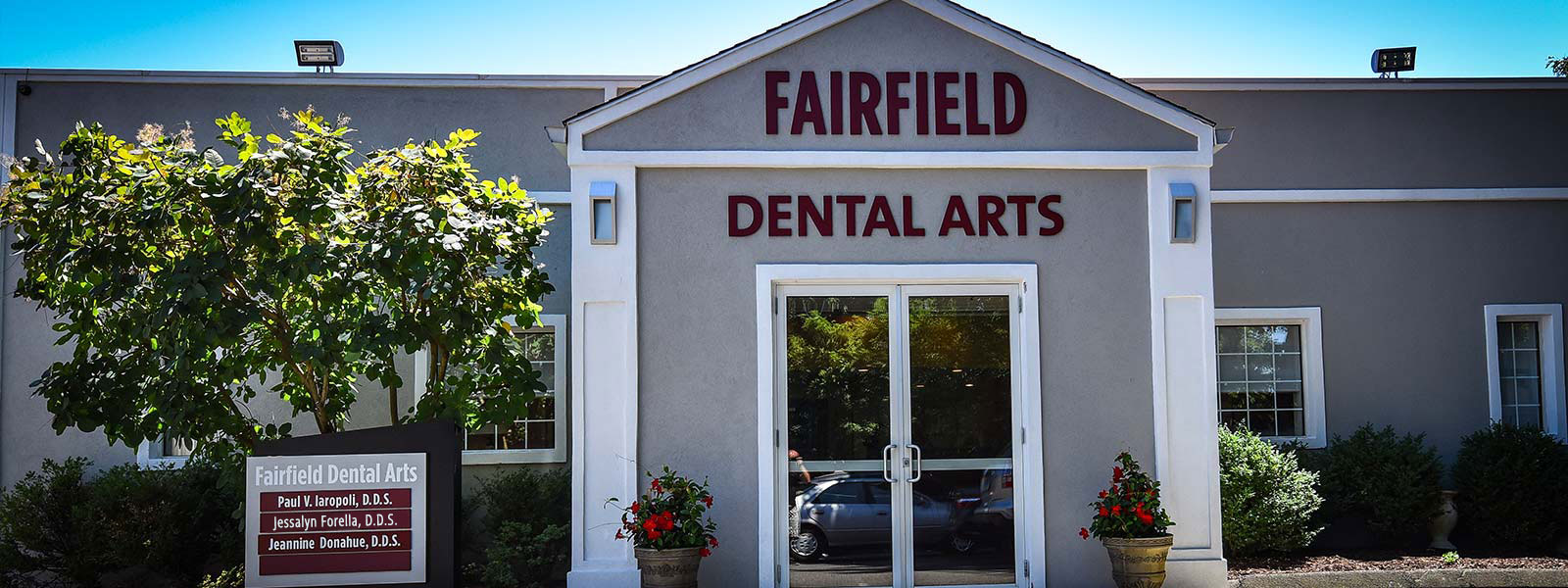 Fairfield Dental Arts front entrance.